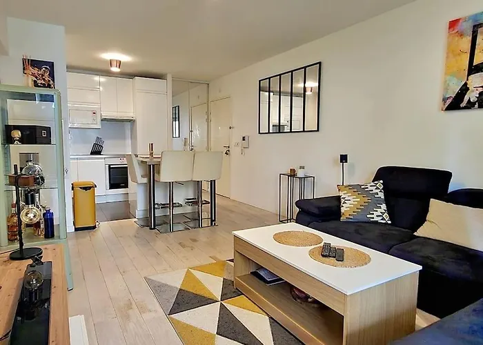 All Comfort -Parking&Fibre #Welcomehome Gare Colombes
