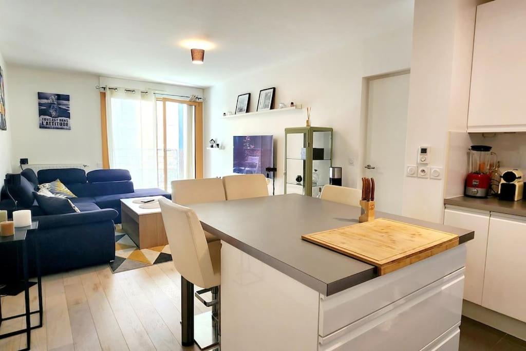 Apartment Comfort -parking&fibre #welcomehome Gare Colombes Colombes (Hauts-de-Seine)
