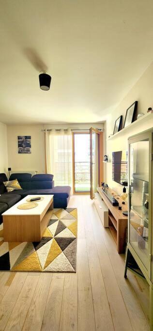 Apartment Comfort -parking&fibre #welcomehome Gare Colombes Bois-Colombes